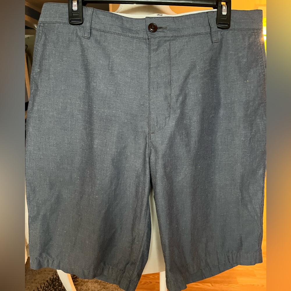 Men’s Dockers shorts